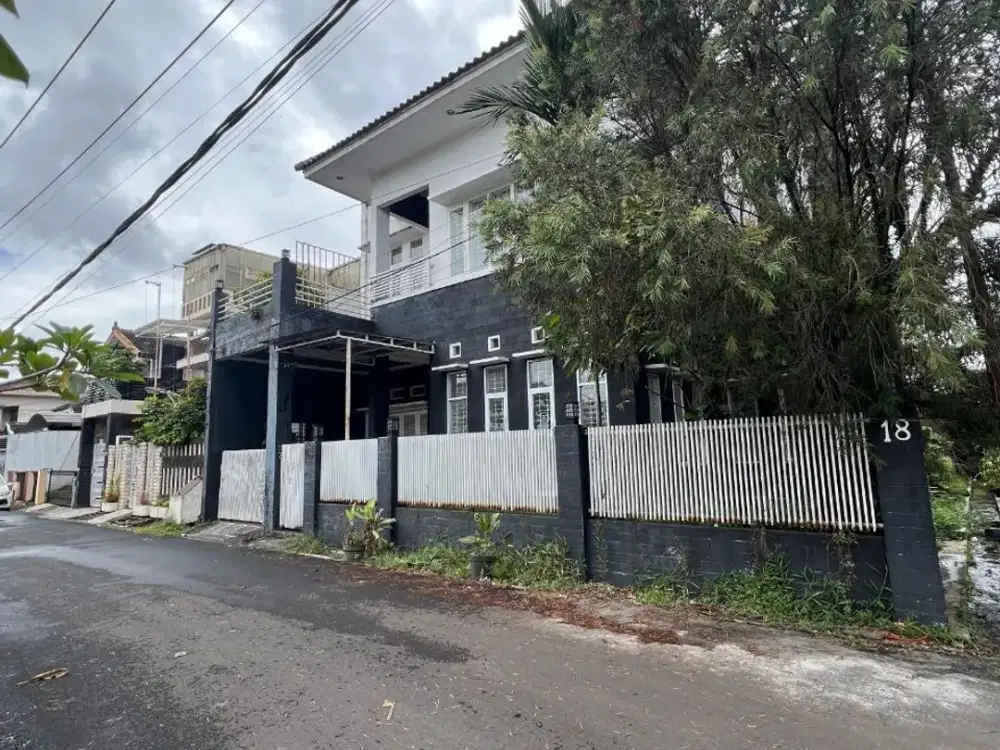 [DI BAWAH NJOP] Rumah Lux 3 Lantai 675m² di Margahayu Raya - NJOP 3,6 M Jual 2,85 M