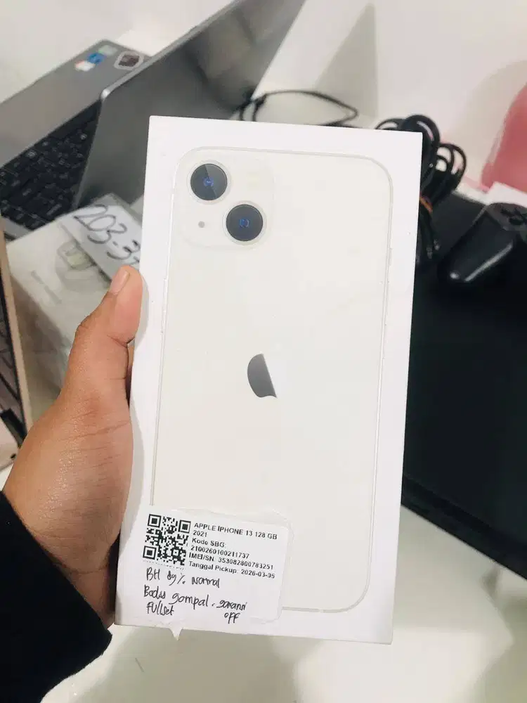 Apple Iphone 13 128 GB Fullset