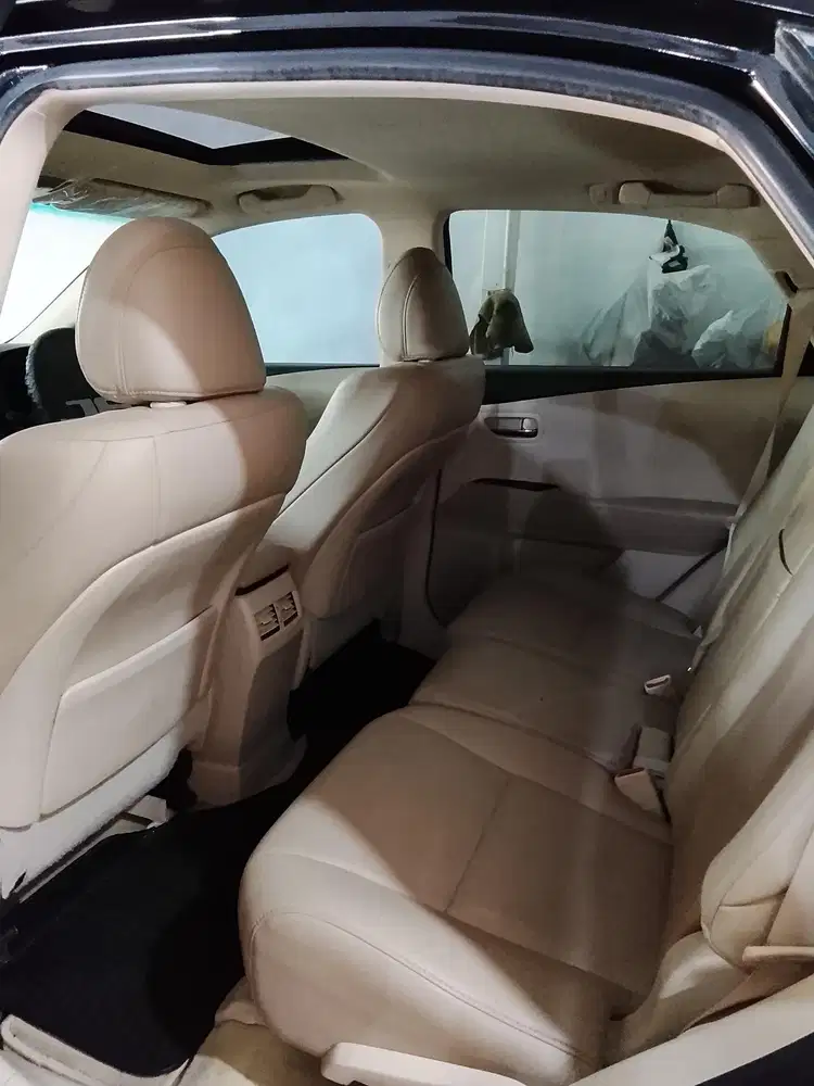Lexus RX 270 2011 Bensin