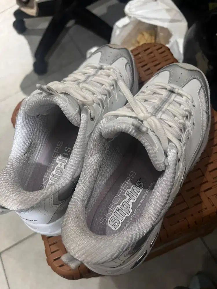 Skechers Slip-Ins D'Lites Women's Training Shoes - White