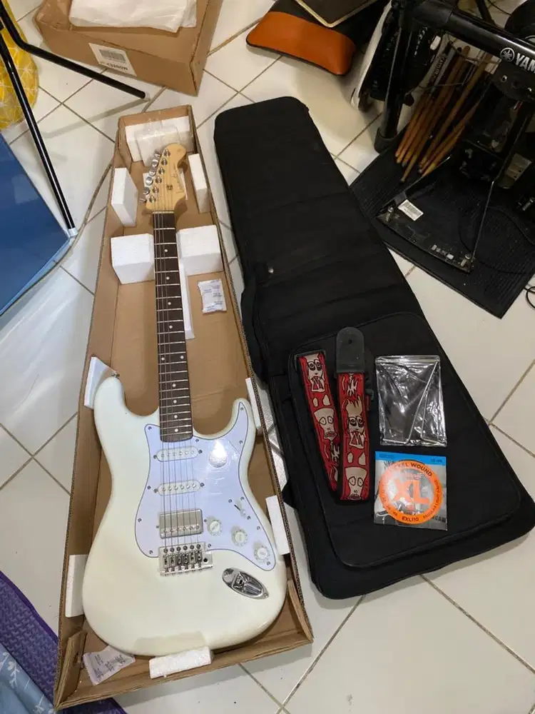 Guitar fena L banyak bonus