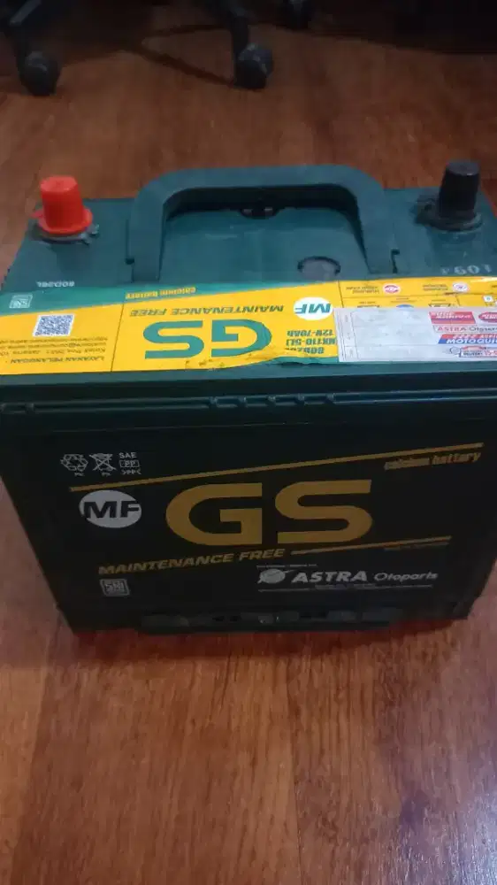 Aki copotan bekas mobil innova diesel