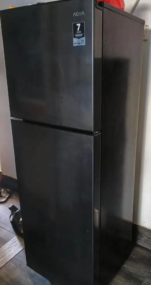 KULKAS AQUA 2 PINTU LOW WATT dtm 285cbp