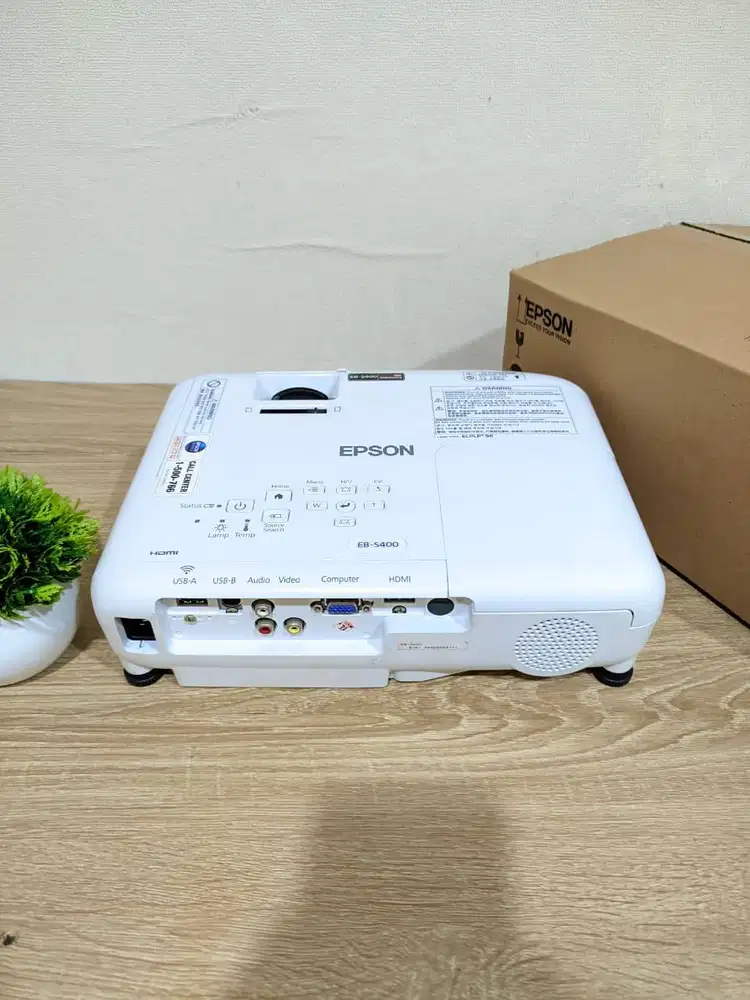 PROYEKTOR EPSON EB-S400 3.200 LUMENS RESOLUSI SVGA 3LCD TECH TERMURAH