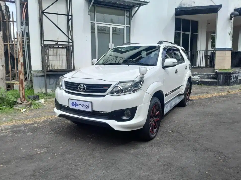 Pajak Panjang - TOYOTA Fortuner 2.7 G TRD Bensin A/T 2014 PUTIH
