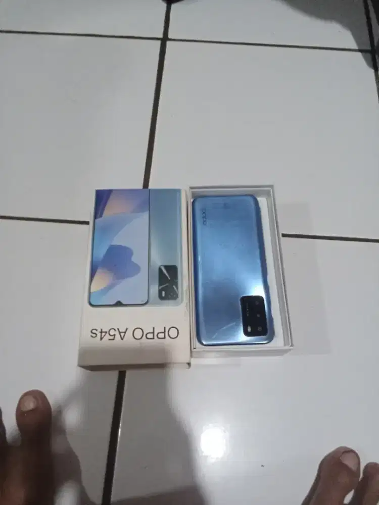 Di jual hp idup minta ganti lcd ram 6/128