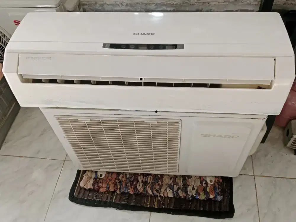 Dijual ac sharp ½pk
