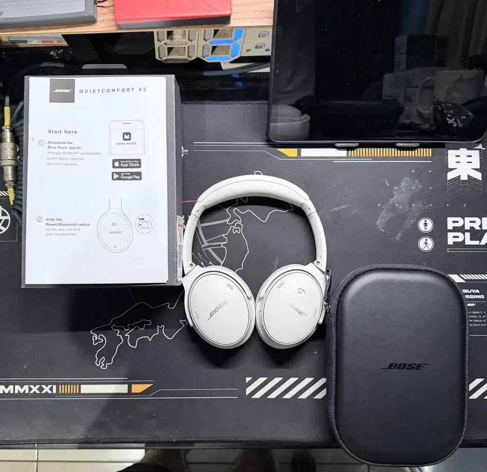 Bose Quietcomfort 45 Headphones White Smoke Resmi Bose Indonesia