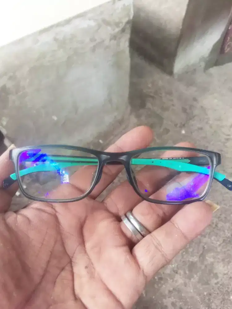 Kacamata new balance