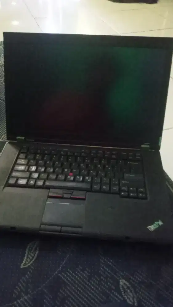 Laptop Lenovo Thinkpad seri lama 14inch windows 7