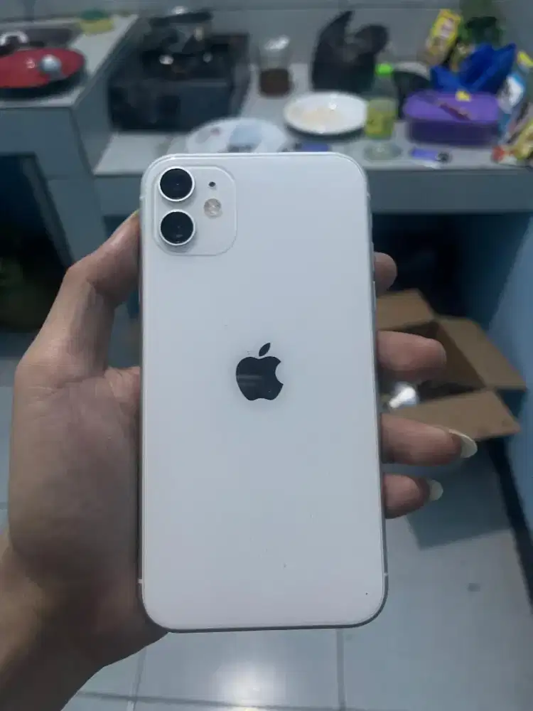 iPhone 11 64gb iBox jual