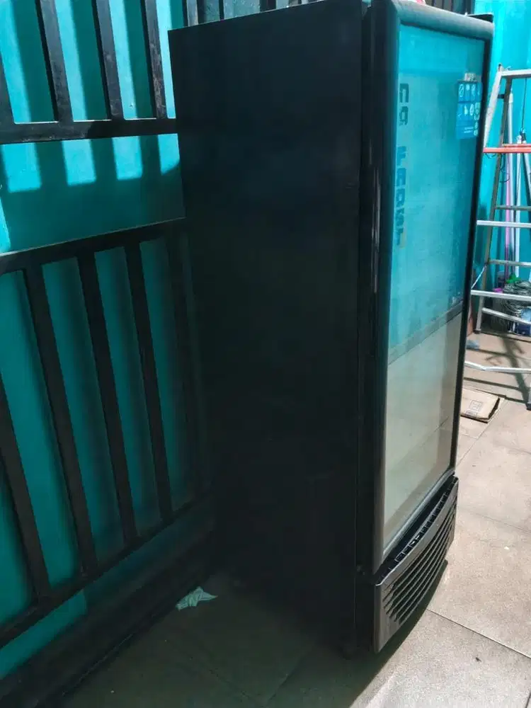 KULKAS FREEZER 1 PINTU