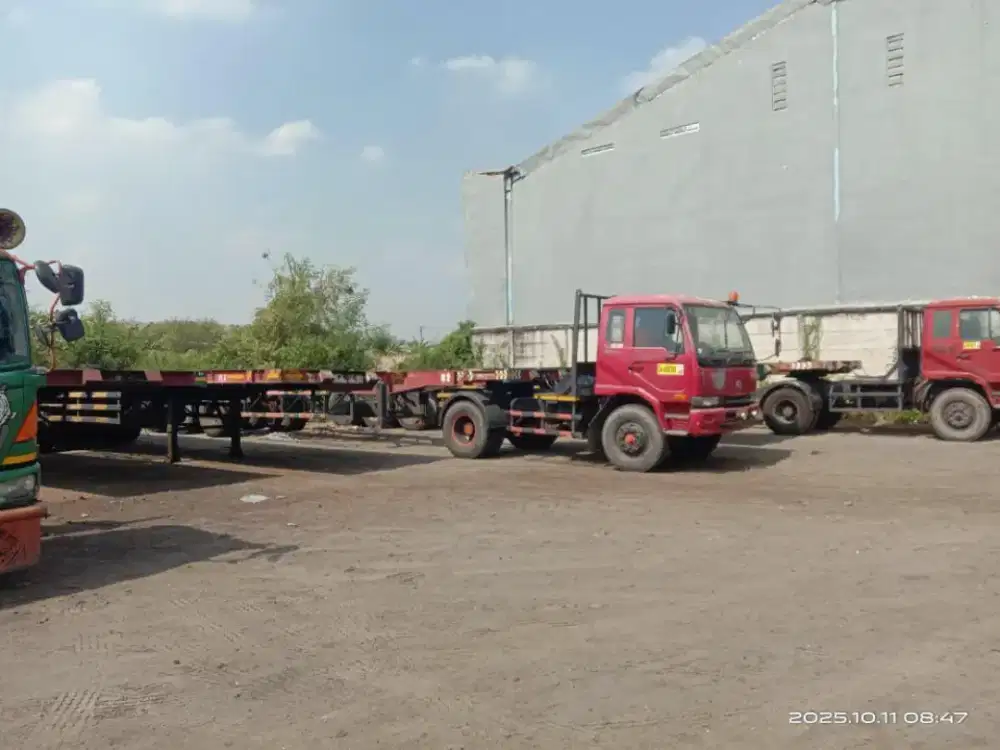 LAHAN PARKIR TRUK JLN KALIANAK 55,SBY