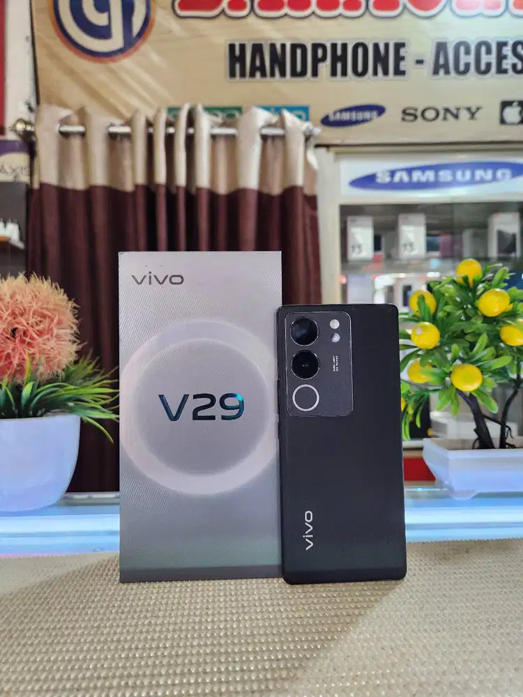 Vivo V29 5G Ram (8+8)16Gb/ 256Gb Fullset Ori 100% Like New Bergaransi