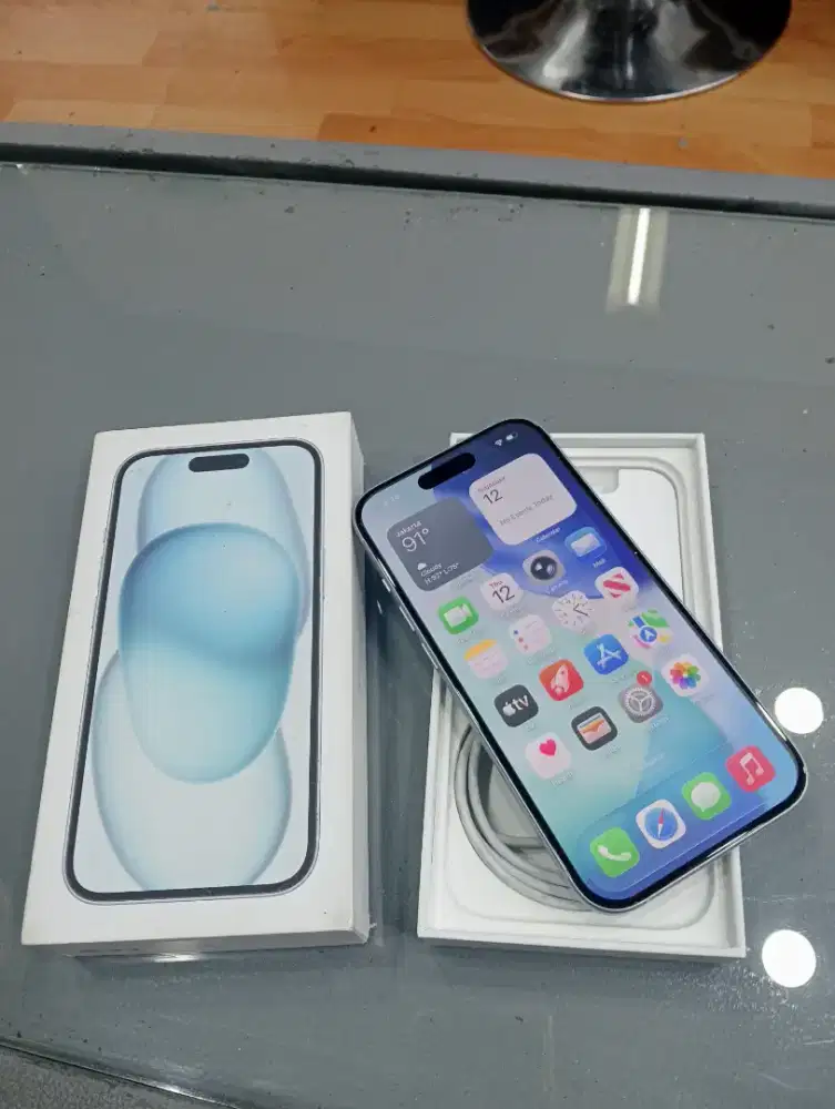 iPhone 15 256GB blue ex iBox