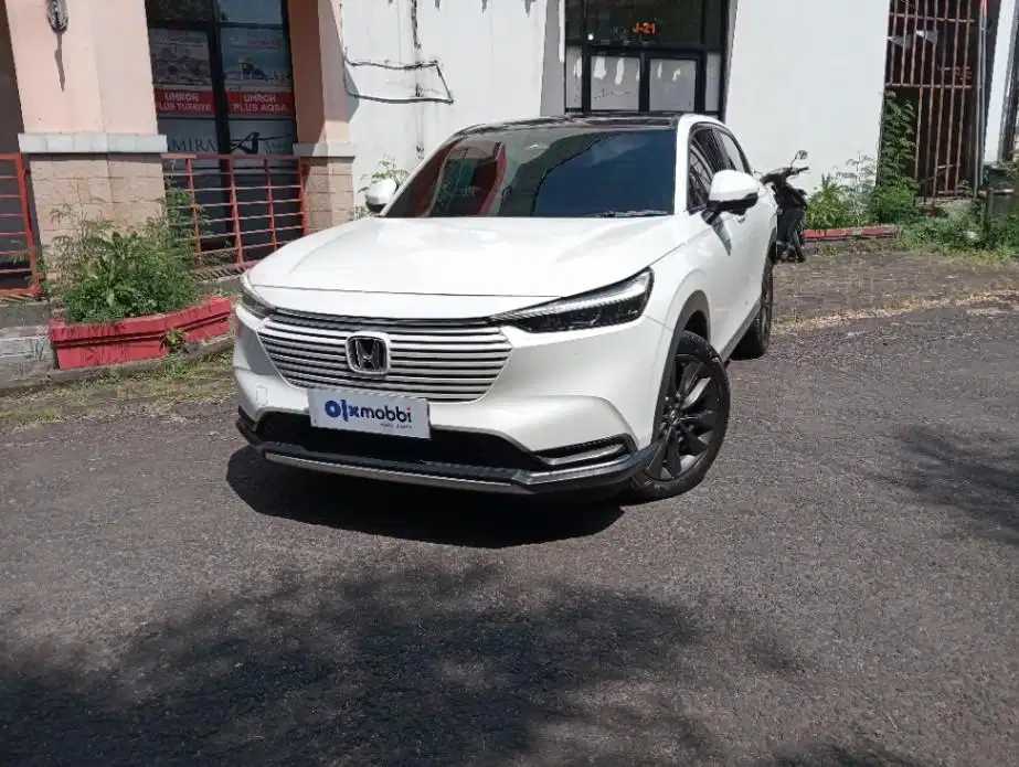 Like New - HONDA HRV 1.5 New SE Bensin A/T 2022 PUTIH