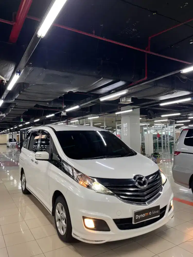 Mazda Biiante 2.0 SkyActive Thn 2013 pakai 2014
Kilometer 48rb Asli