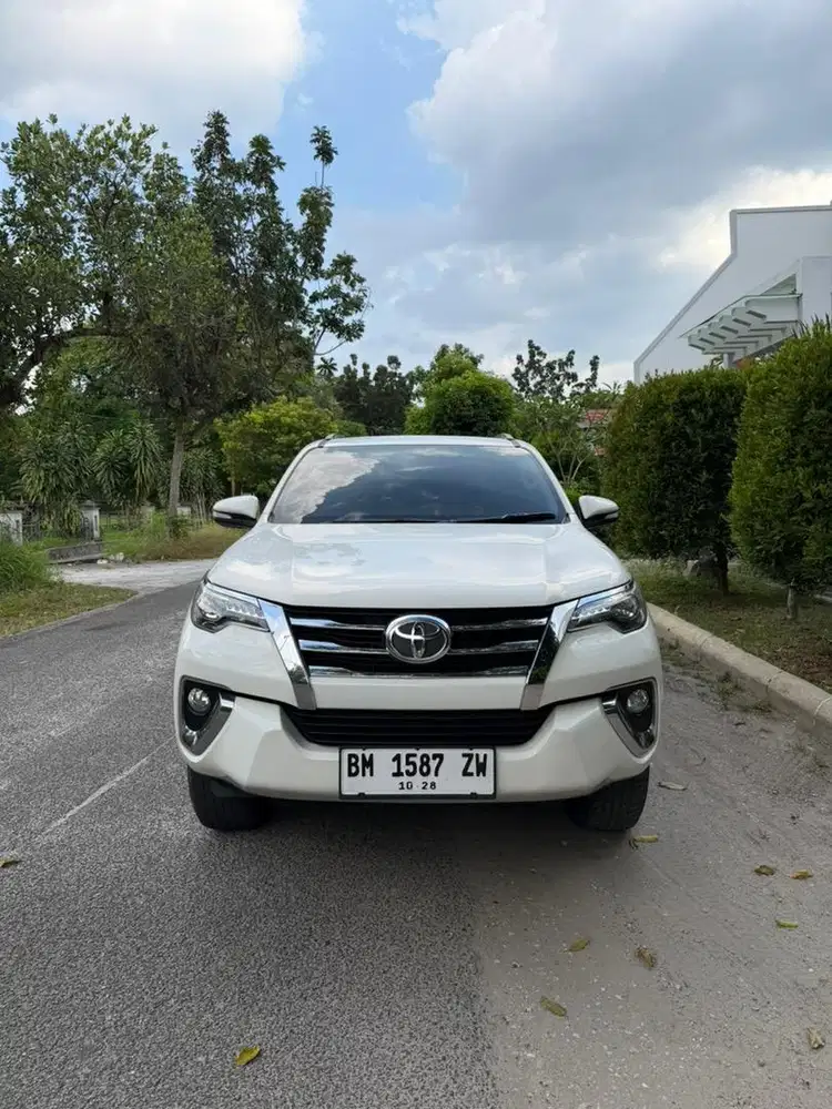 TOYOTA FORTUNER VRZ 2.4 DIESEL 2016 AUTOMATIC