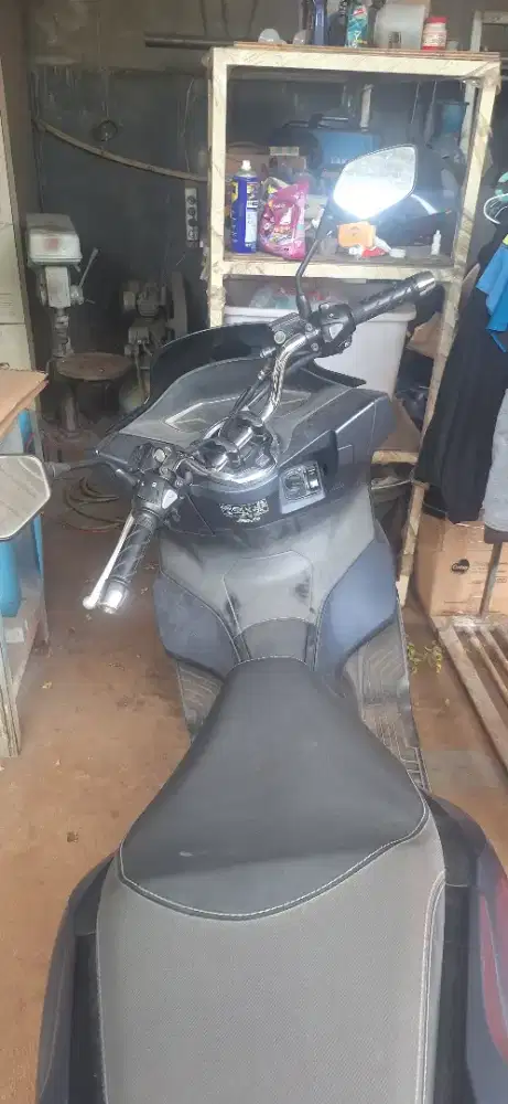 Honda PCX 2021 Warna Royal Matte Blue