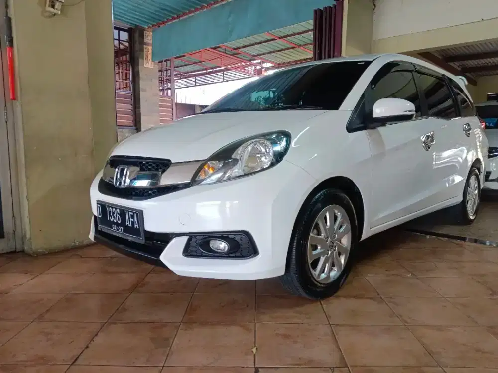 Bismillah numpang jual mibilio E manual no D. Putih