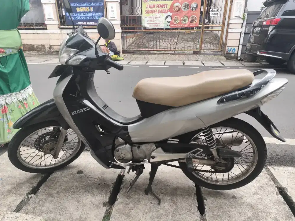 kharisma, jual santai