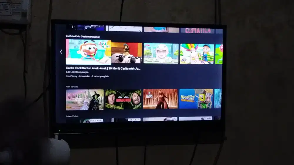 TV android 32 inc .. SHARP