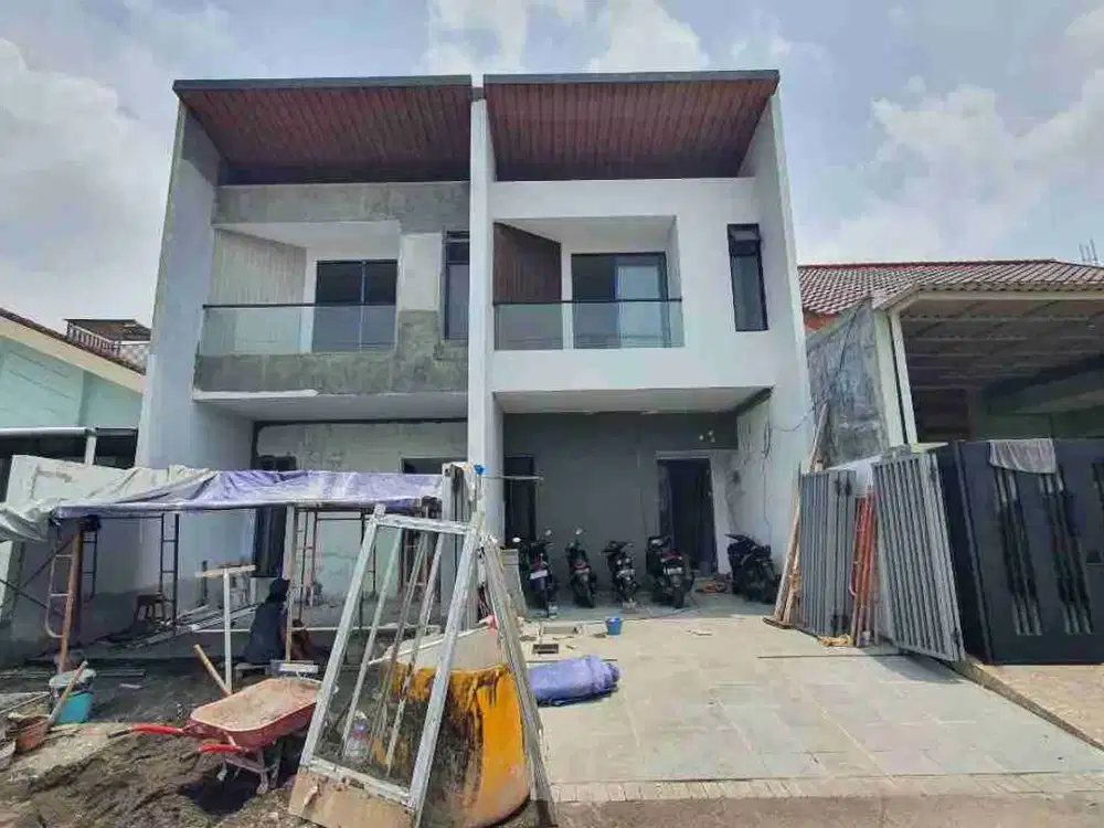 Baru Gress‼️Jual Rumah 2 Lantai di Pondok Tjandra Sidoarjo