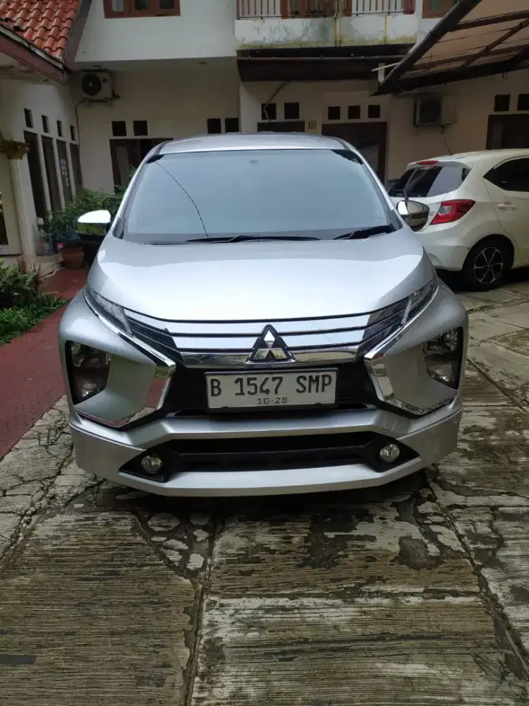 Xpander Ultimate tahun 2019 warna Silver Metalik