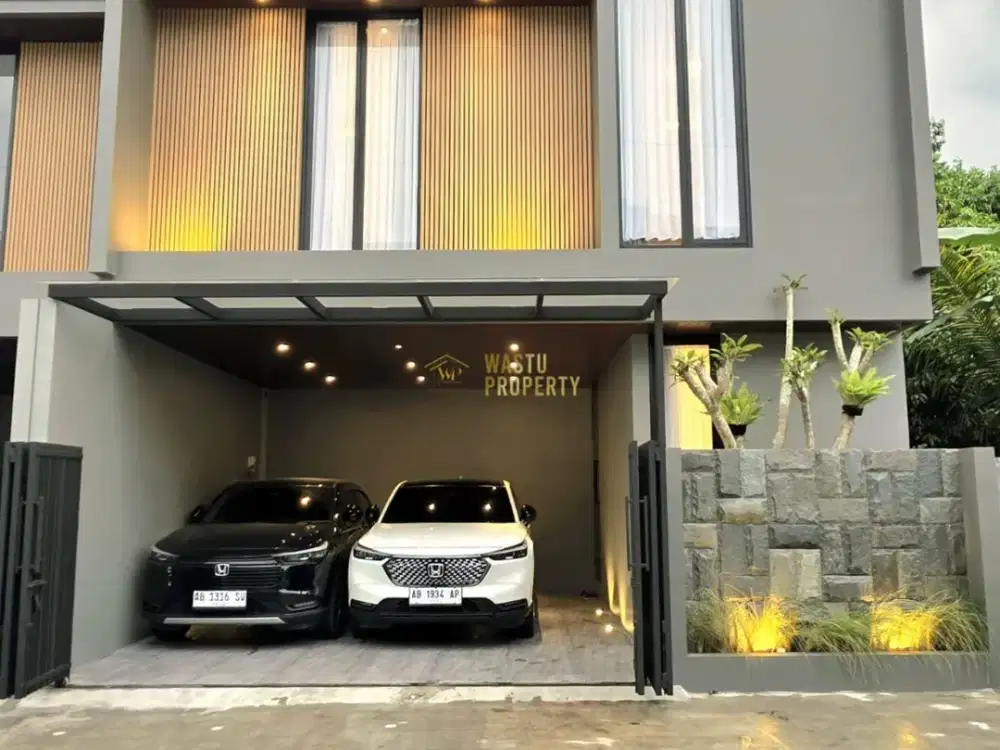 RUMAH 2 LANTAI, MODERN, DEKAT STADION MAGUWOHARJO, SLEMAN