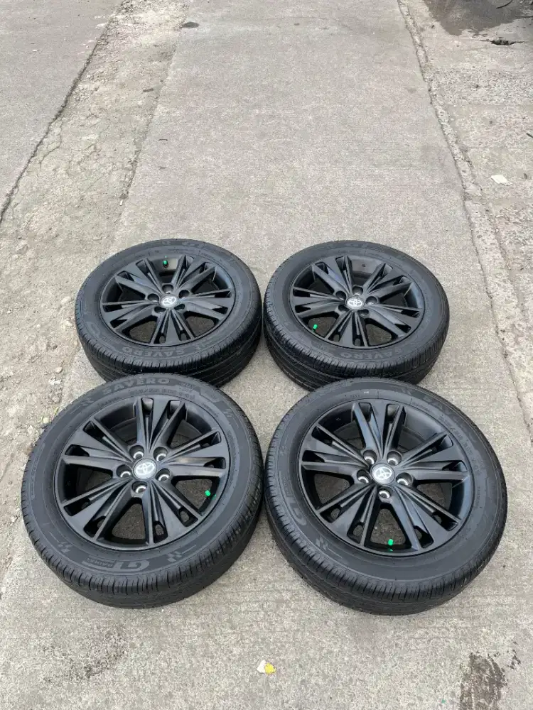 jual veleg ori copotan innova venturer r 17 ban 2024 rata