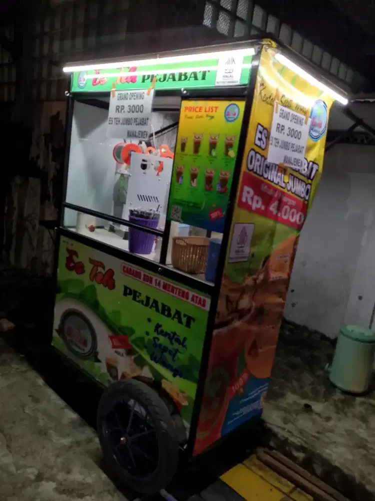 Gerobak es teh pajabat