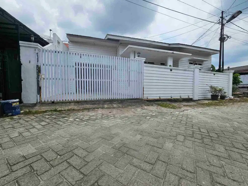 RUMAH SIAP HUNI 177M2 MEDAN DENAI - SHM - 5 MENIT KE TOL AMPLAS