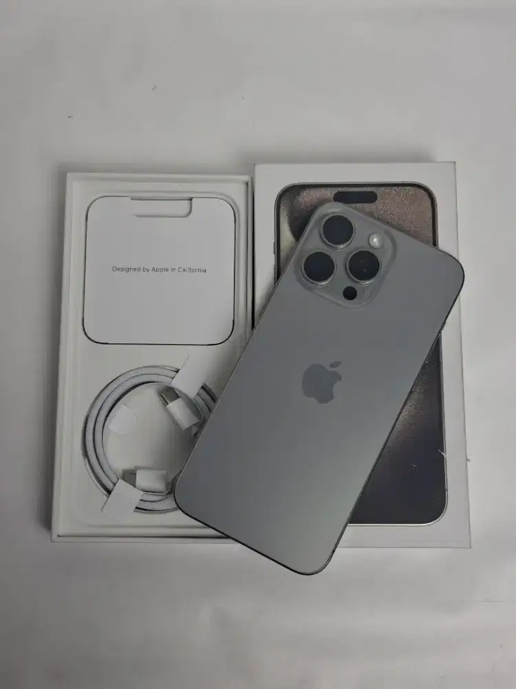 Iphone 15 Pro Max 512 Fullset Siap pakai