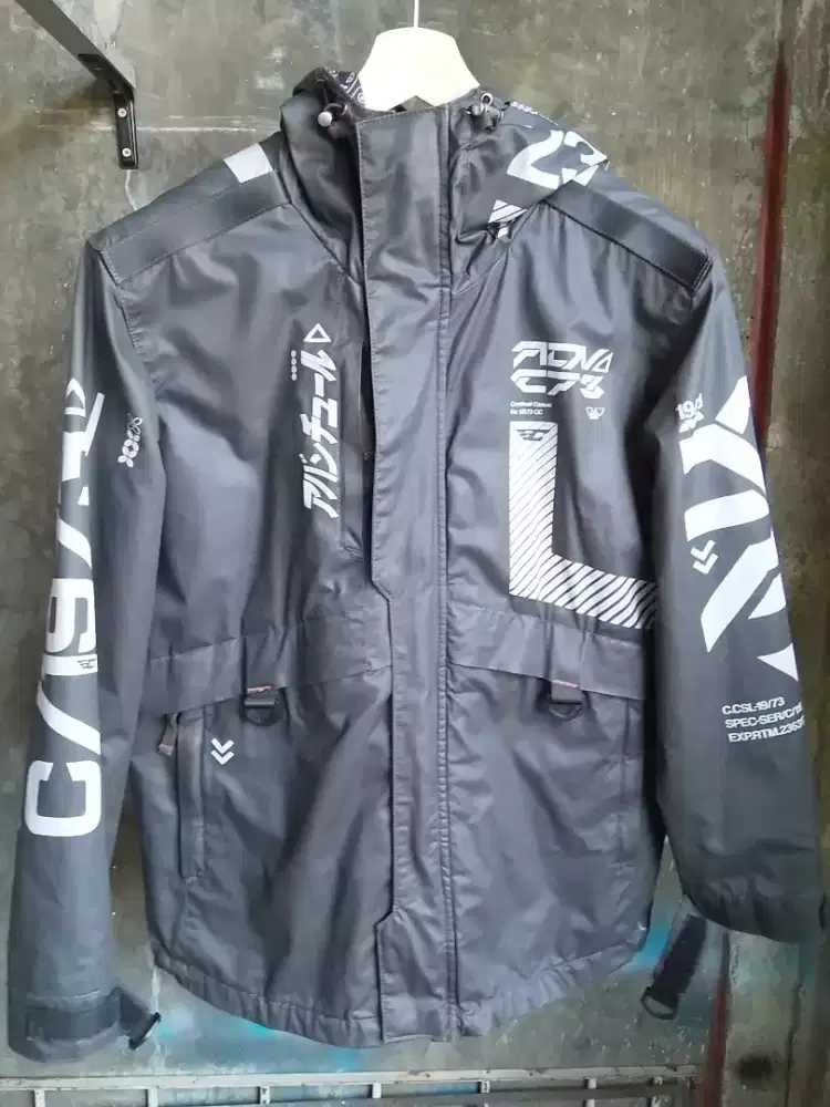 Jaket Cardinal Parka