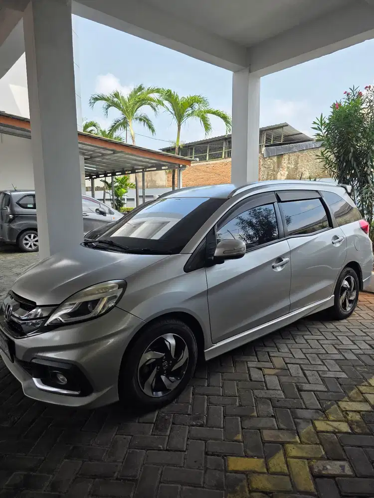 Honda Mobilio 2015 Bensin
