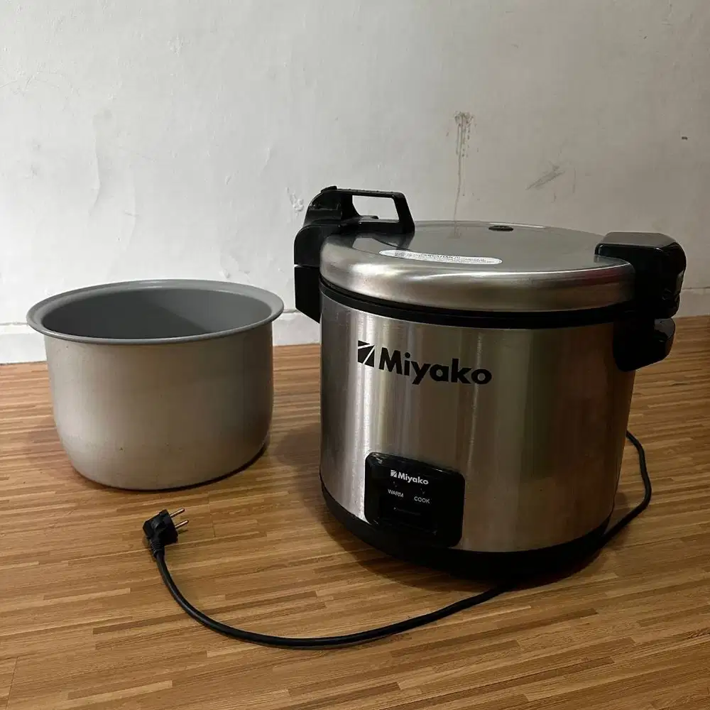 MAGIC COM RICE COOKER JUMBO 6 LITER