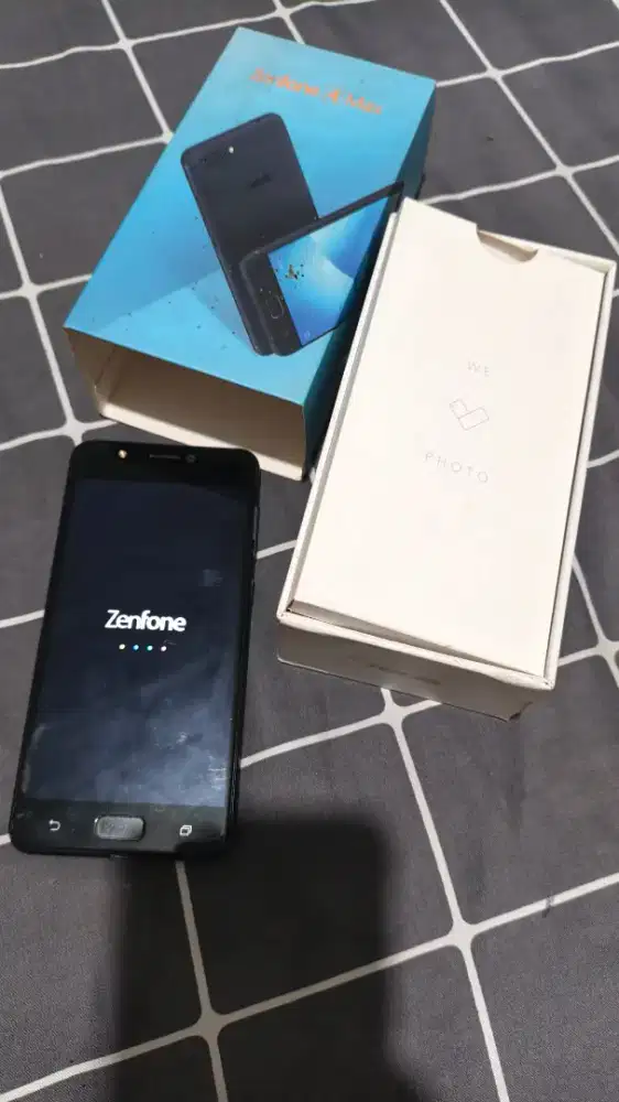 Asus Zenfone max 4 Ram 3 LTE