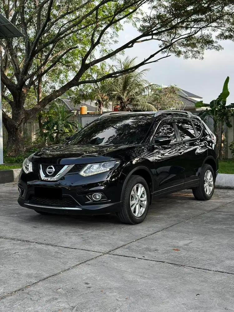 Nissan xtrail 2.0 matic tahun 2015 nik 2014