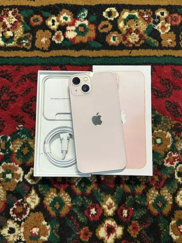 iPhone  13 256Gb inter