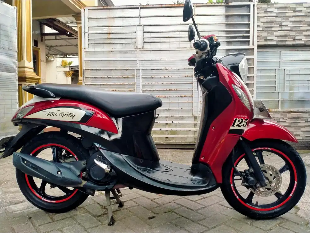 Yamaha Fino injeksi lengkap motor sehat keterangan detail dibawah