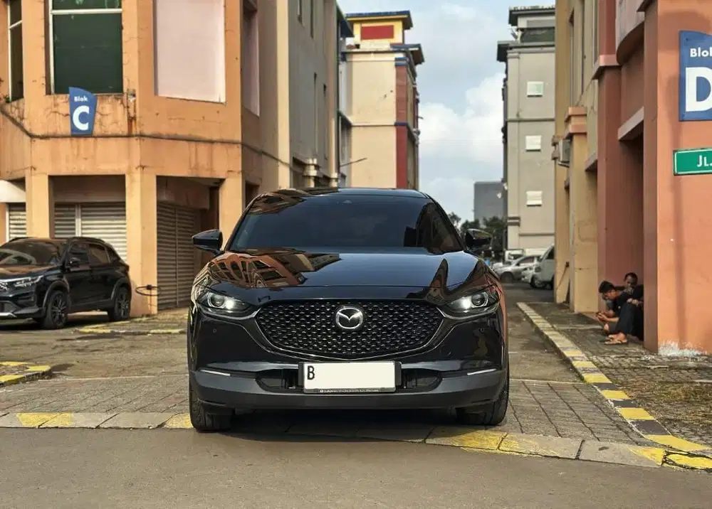Jual Cepat : Mazda CX-30 GT AT 2020 Hitam KM 30rb Service Record