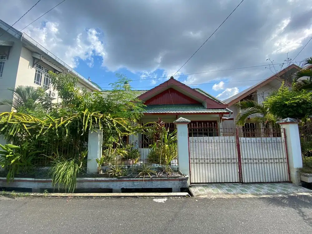 Rumah dijual di Ketumbar Gatot Subroto