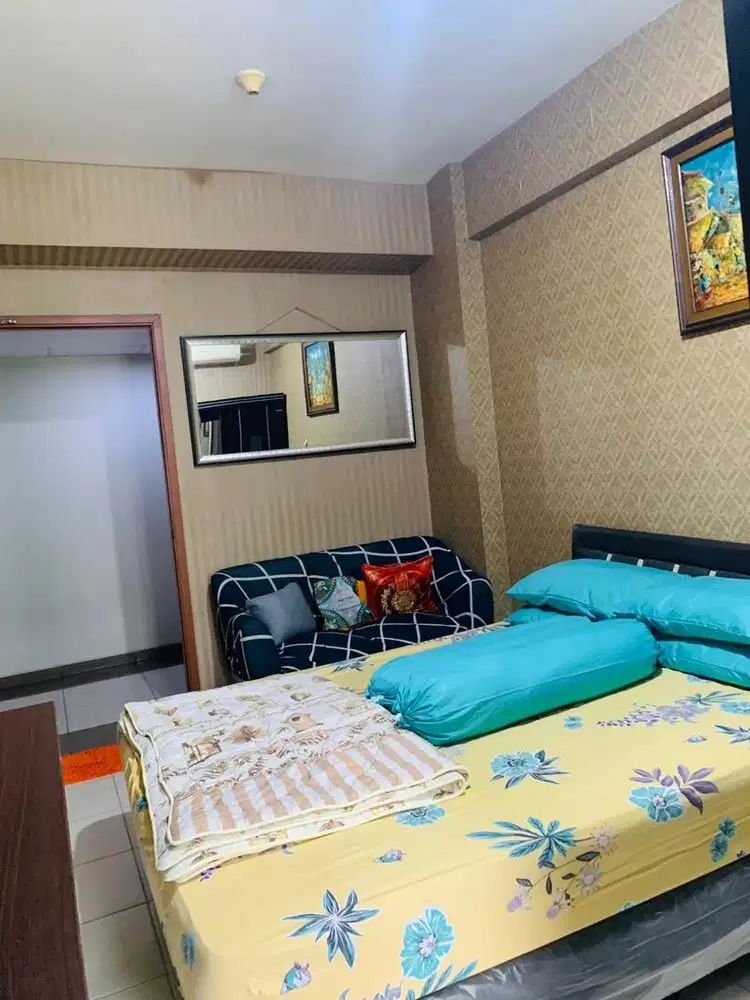 DISEWAKAN APARTMENT FURNISHED GREEN LAKE VIEW CIPUTAT