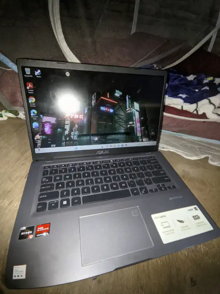 Laptop Asus ryzen 3 AMD redeon