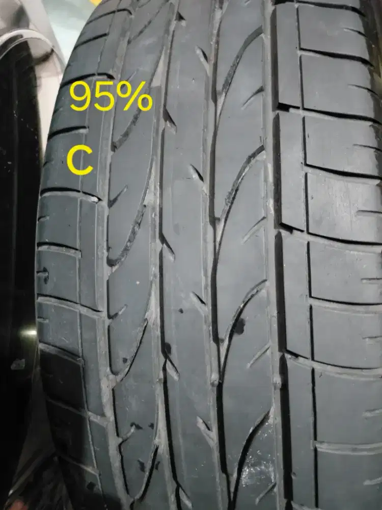 Ban bridgestone alenza 215 60 r17 rush terios