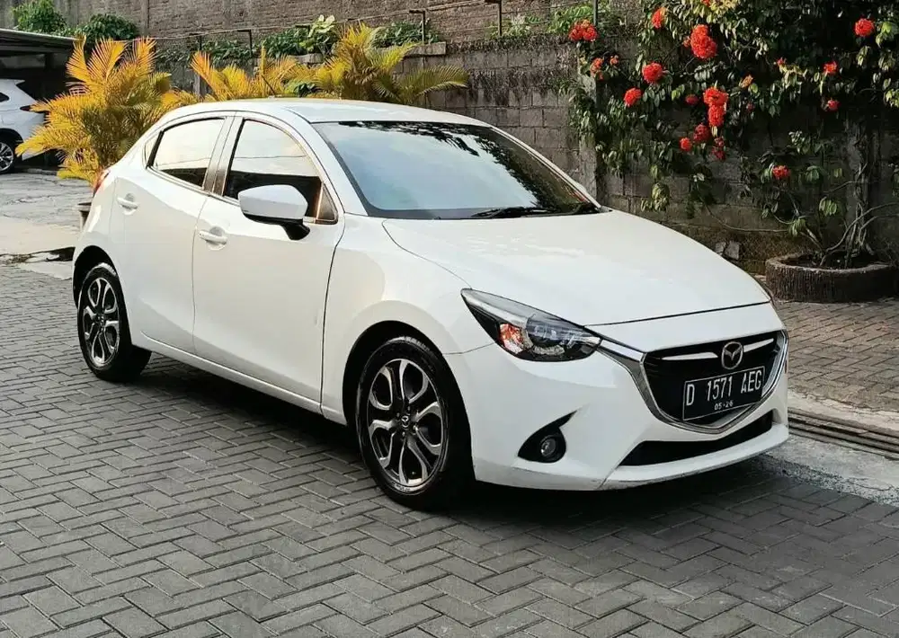 MAZDA 2 GT SKYACTIV 1.5 AT 2015/2016 FACELIFE RECORD MAZDA BANDUNG