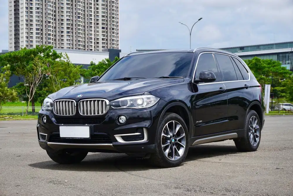 BMW X5 F15 xDrive35i xLine N55 2018 Hitam Promo DP Ringan Best Deal