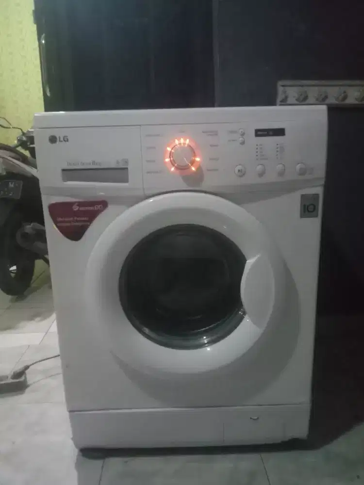 Mesin cuci LG 8kg inverter