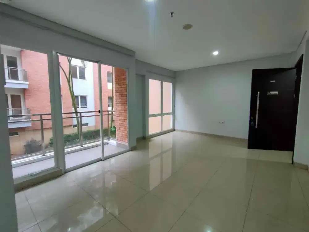 Disewakan Condovilla The Primrose Summarecon Bekasi 122m² – 4+1 KT, 5 AC, Lantai 1, Siap Huni