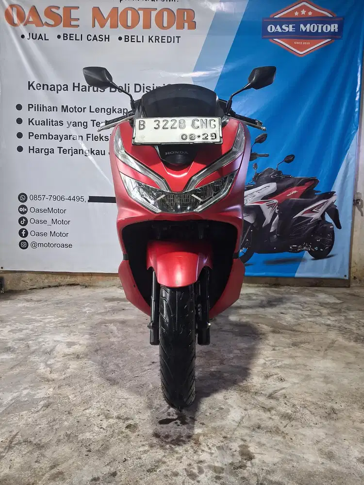 (A) Honda PCX 150 Abs tahun 2019